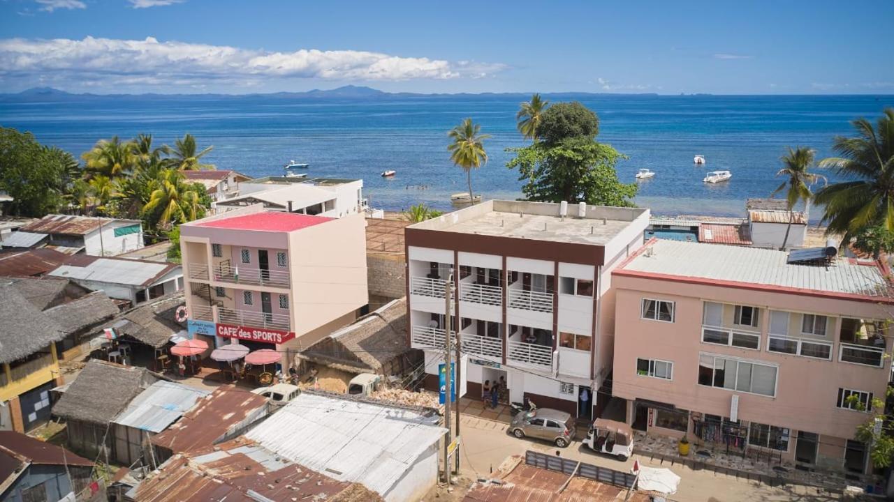 Jirajira Hotel Нуси-Бе Экстерьер фото